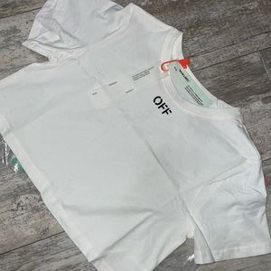 Off white crop top